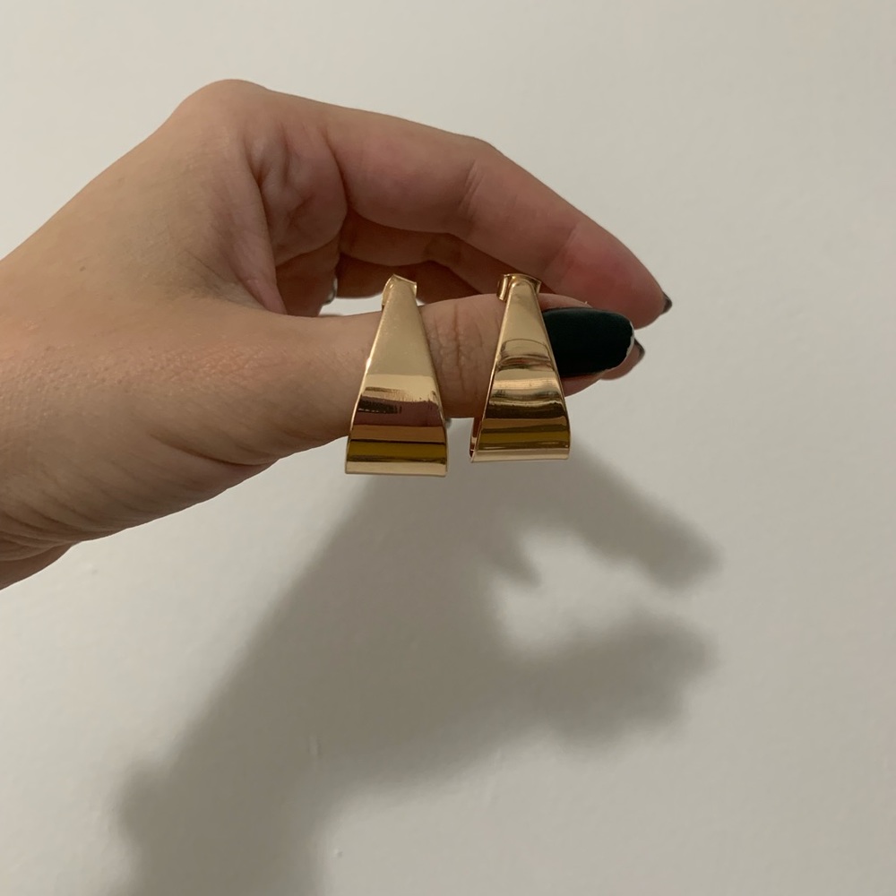 H&M NWOT Gold Earrings